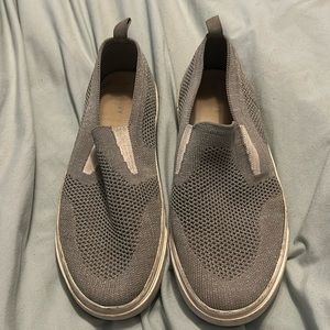 Old navy knit slip on girls gray - size 4